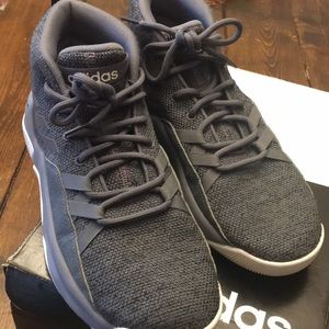 SOLD 🌟Men’s Adidas Size 8